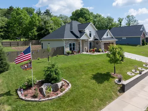 703 E Holland Dr, Bloomington, IN 47401