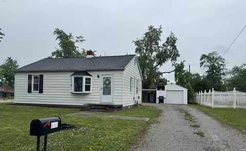 5709 N Kerth Ave, Evansville, IN 47711