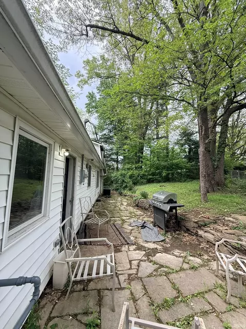 Exterior - 1310 E Prairie Dr, Bloomington, IN 47408 photo 9 of 16