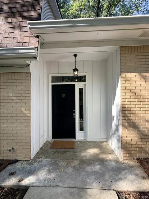 Exterior - 1310 E Prairie Dr, Bloomington, IN 47408 photo 5 of 16