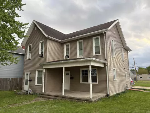 416 N Randolph St, Garrett, IN 46738