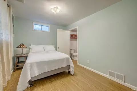 Bedroom - 1325 Elliston Dr, Bloomington, IN 47401 photo 7 of 8