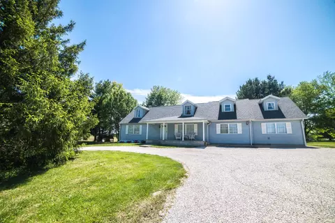 330 Burton Ln, Mitchell, IN 47446