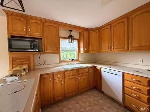 Kitchen - 330 Burton Ln, Mitchell, IN 47446 photo 2 of 2