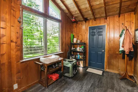 Entry Way - 306 E Hillside Dr, Bloomington, IN 47401 photo 2 of 2
