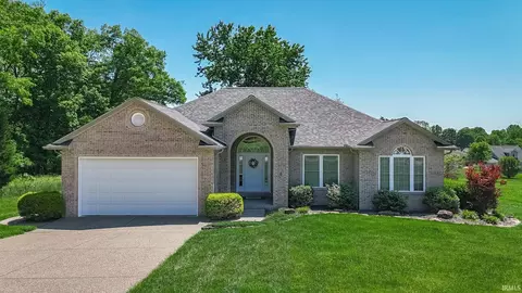 422 E Tinsel Cir, Santa Claus, IN 47579