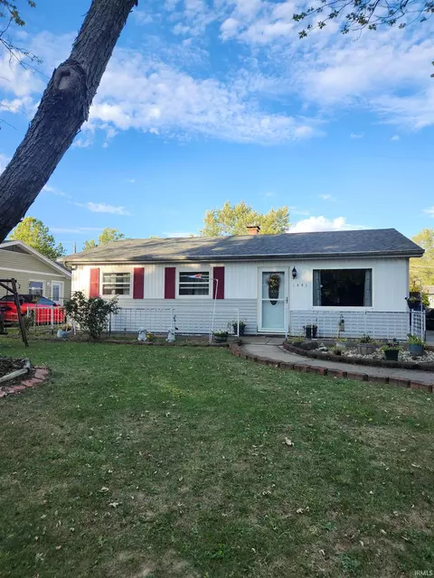 1443 Bedford Dr, New Haven, IN 46774