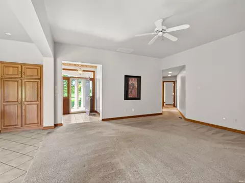 Living - 1908 Bent Tree Ct, Auburn, IN 46706 photo 1 of 5
