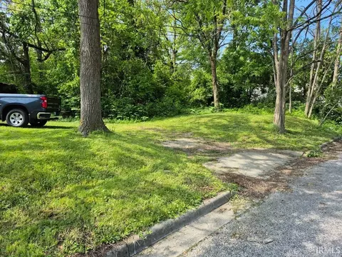619 N Monroe St, Bloomington, IN 47404 photo 9
