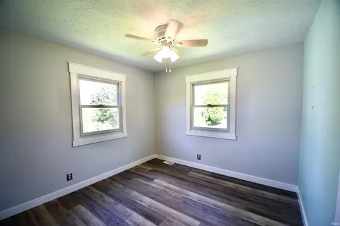 Bedroom - 906 Hall Ave, Oolitic, IN 47451 photo 2 of 3
