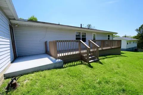 Exterior - 906 Hall Ave, Oolitic, IN 47451 photo 1 of 2