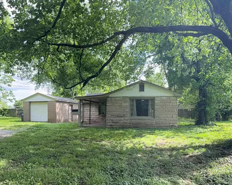 2621 Sweetser Ave, Evansville, IN 47714