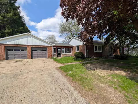 19475 County Road 146, New Paris, IN 46553