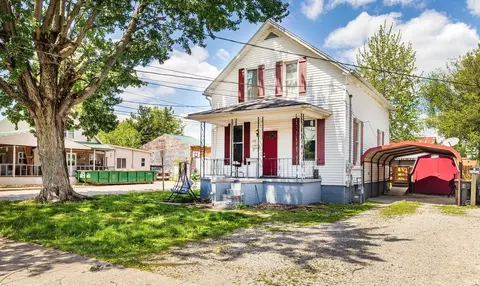 423 W Sycamore St, Boonville, IN 47601