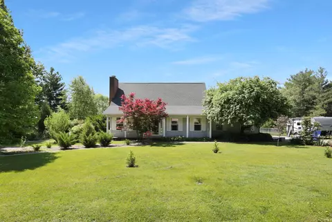 2649 Viehe Dr, Evansville, IN 47725