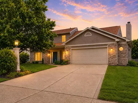 10433 Cherry Creek Rd, Fort Wayne, IN 46818