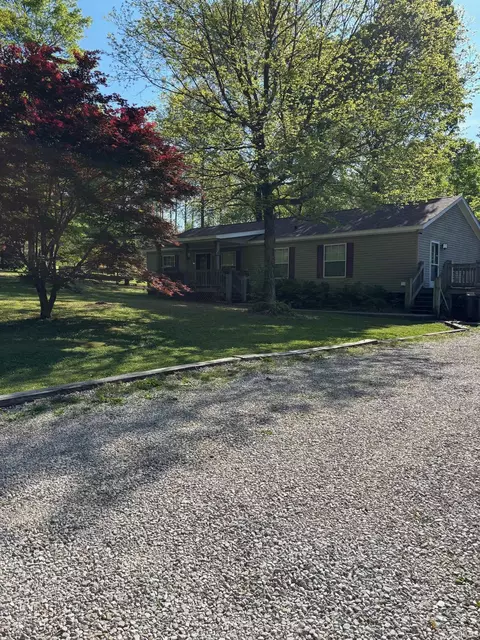 2563 Meridian Rd, Mitchell, IN 47446 photo 2