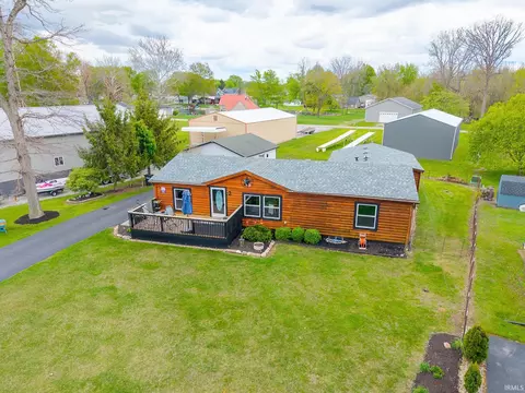 11950 E 390 Rd, Lagrange, IN 46761 photo 2