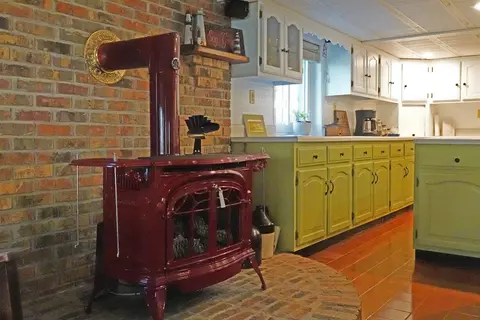 Kitchen - 1165 S 495 E, Lagrange, IN 46761 photo 1 of 6