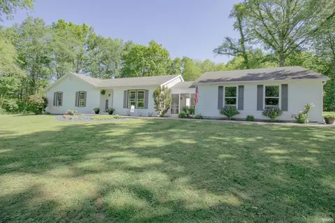 5466 Mccool Rd, Boonville, IN 47601