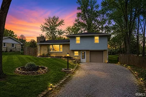 800 W Fairway Ln, Bloomington, IN 47403