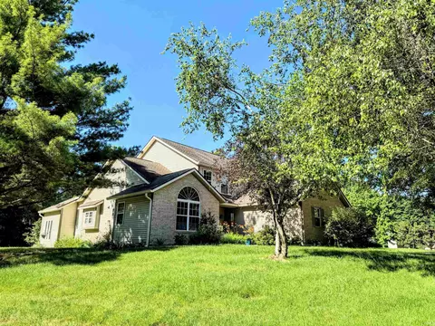 3545 Pintail Dr, Lafayette, IN 47905