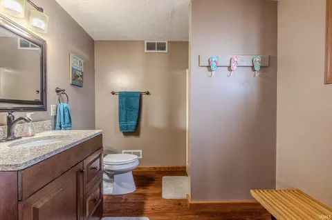 Bath - 1201 S 495 E, Lagrange, IN 46761 photo 5 of 5