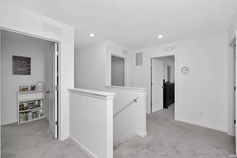 Entry Way - 85 Hepburn Way, Chesterton, IN 46304 photo 5 of 6