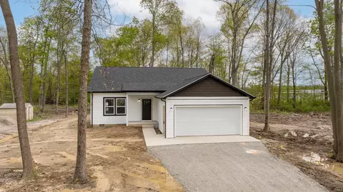 2611 Sheridan Rd, Fort Wayne, IN 46803