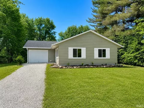 116 Middle Ave, Bedford, IN 47421
