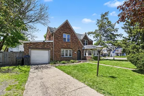 1237 Blaine Ave, South Bend, IN 46616