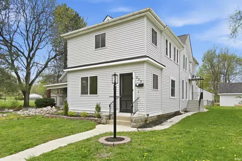 229 Center St, Fort Wayne, IN 46808