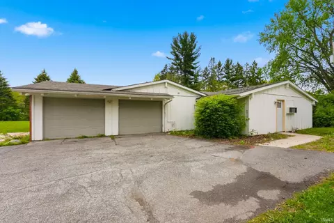 4911-4913 Lake Ave, Fort Wayne, IN 46815