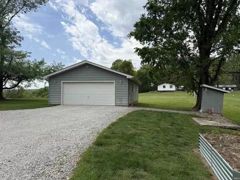 Exterior - 8610 S Gore Rd, Bloomington, IN 47403 photo 6 of 9