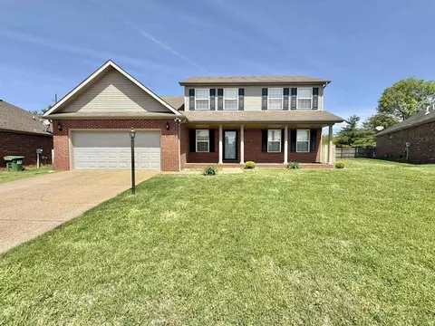 4560 Marble Dr, Newburgh, IN 47630