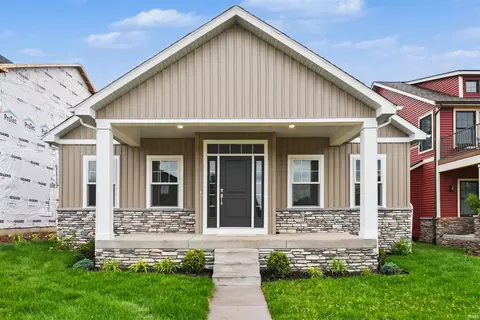 3391 Blarney Dr, South Bend, IN 46628