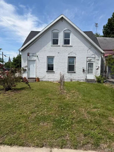900 902 Mary St, Evansville, IN 47710
