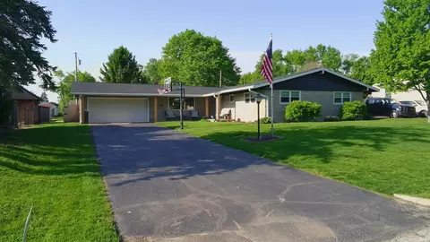 1110 E 6th St, Fowler, IN 47944