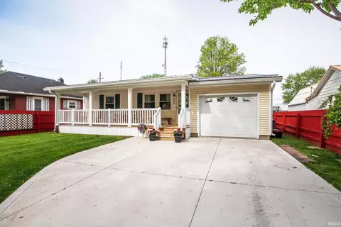 909 Dierkes St, Decatur, IN 46733