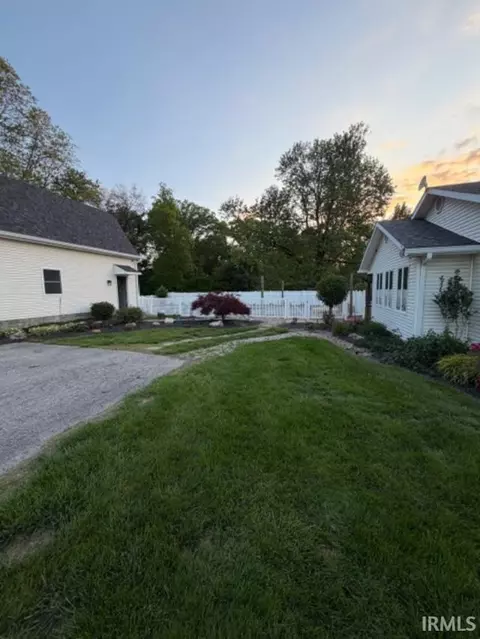 Exterior - 8382 E Main St, Dugger, IN 47848 photo 5 of 16