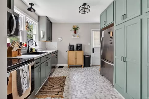 643 S 23rd St, New Castle, IN 47362