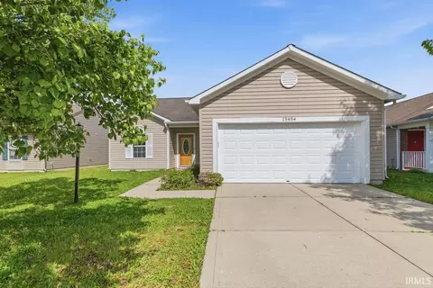 15454 Dusty Trl, Noblesville, IN 46060