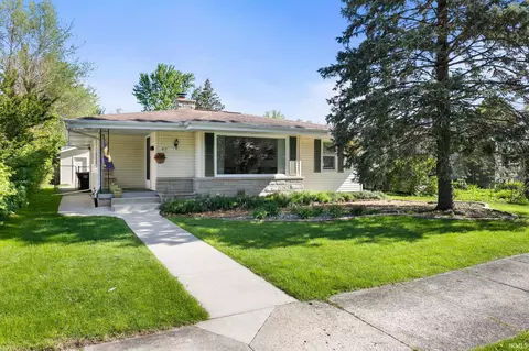 415 Ostemo Pl, South Bend, IN 46617
