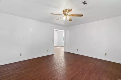 Living - 109 E 8th St, Matthews, IN 46957 photo 1 of 5