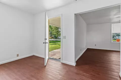 Entry Way - 109 E 8th St, Matthews, IN 46957 photo 1 of 4
