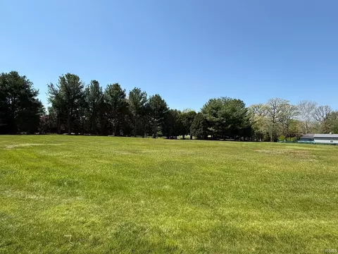849 E Oak View Ests, Winamac, IN 46996