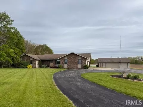 0233 County Road 60, Laotto, IN 46763