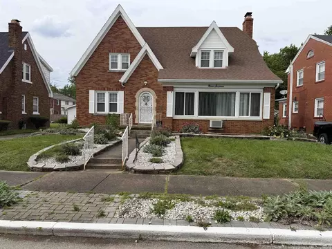 916 E Mulberry St, Evansville, IN 47713