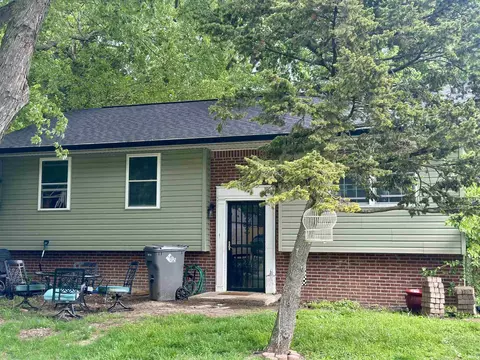 4007 Whitaker Dr, Indianapolis, IN 46254