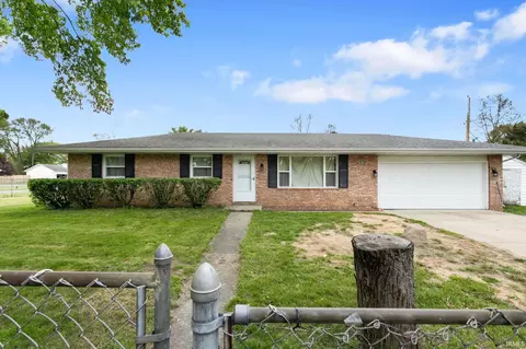 10181 Elsie St, Osceola, IN 46561